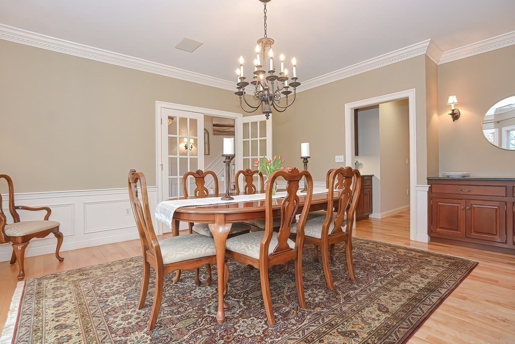 35 Vine Brook Road Medfield, MA 02052 - Photo 5 of 42 Gallery Image 5
