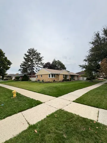 $735,000 | 901 Brookline Lane, Park Ridge, IL 60068