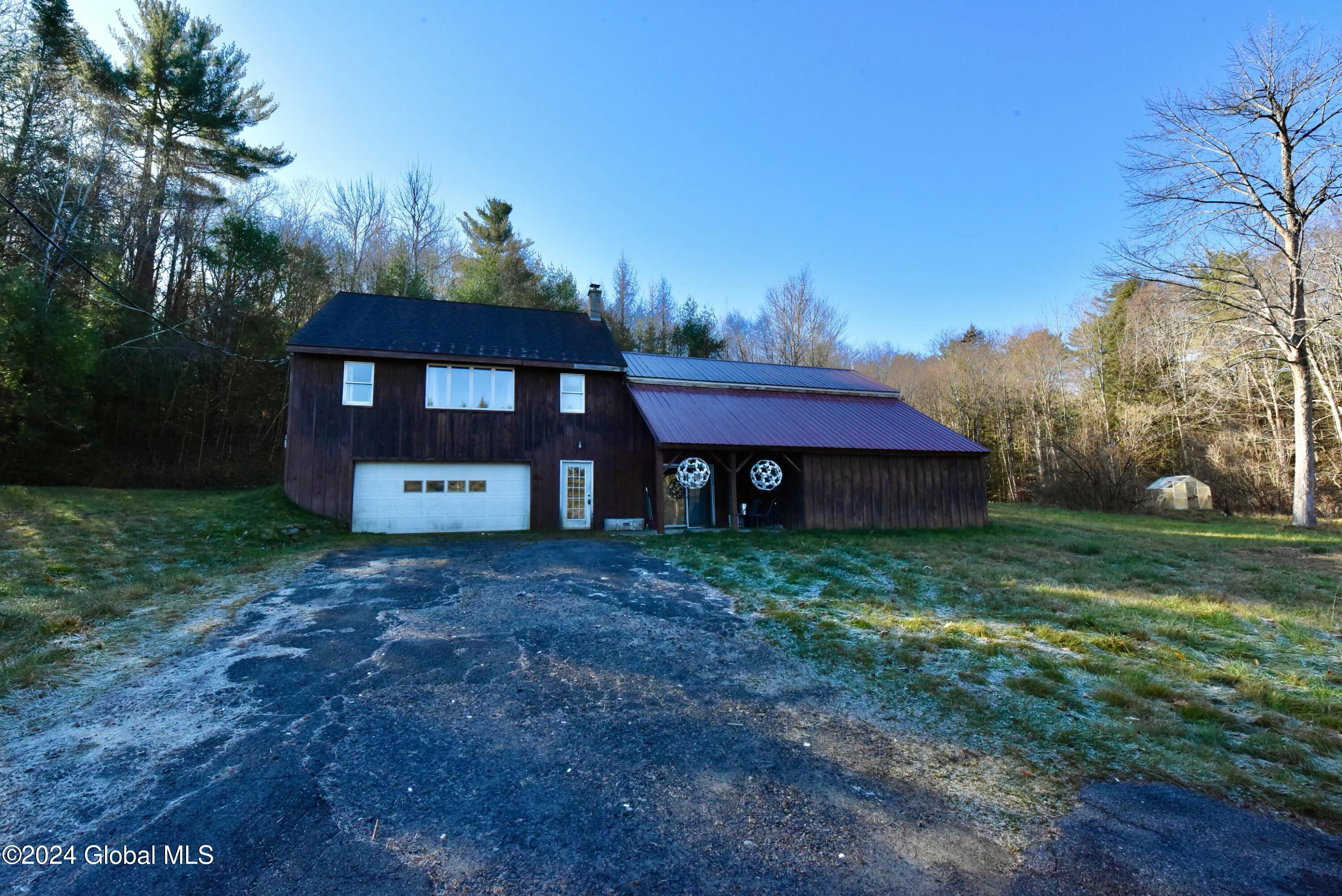 891 North Bush Road Johnstown, NY 12095 - Photo 1 of 47 tempImagem8trj7