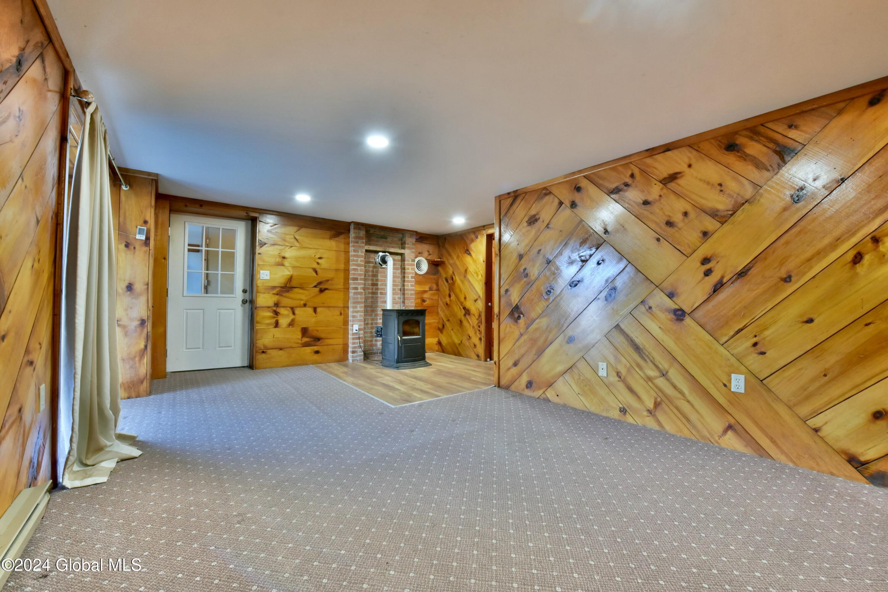 891 North Bush Road Johnstown, NY 12095 - Photo 4 of 47 tempImageAAU5CU