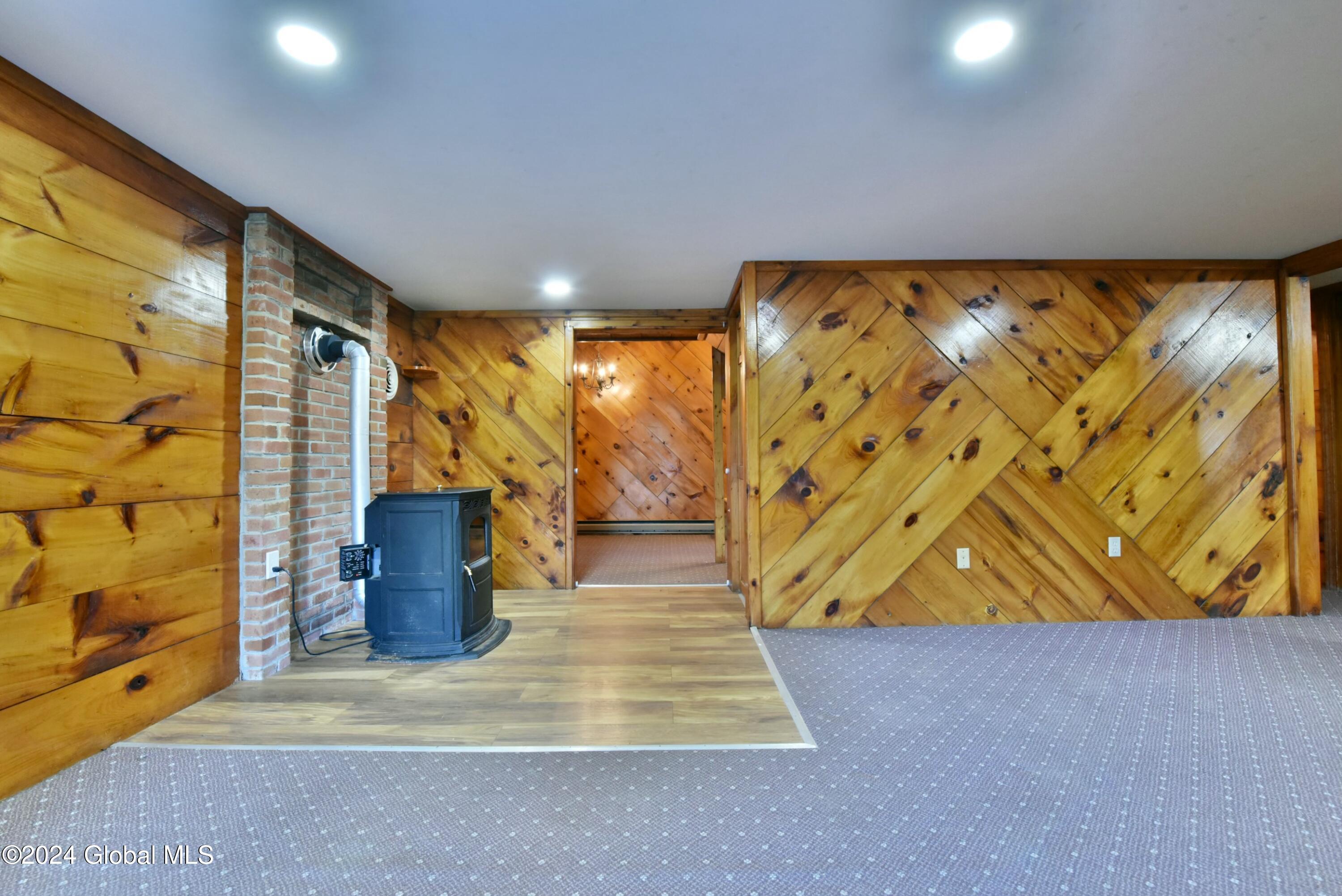 891 North Bush Road Johnstown, NY 12095 - Photo 5 of 47 tempImagepz5n8W