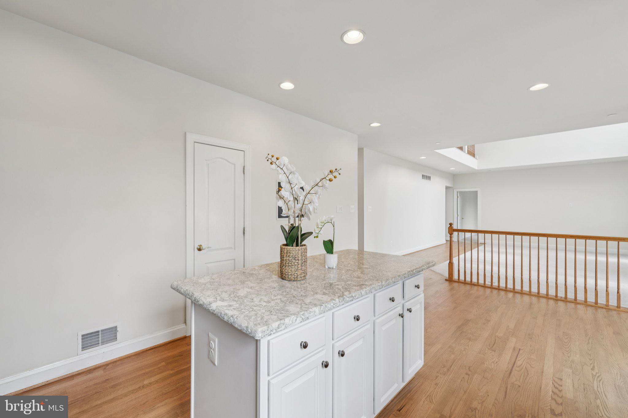 1702 Fieldbrook Lane Mount Airy, MD 21771 - Photo 7 of 72 Beautiful Kitchen