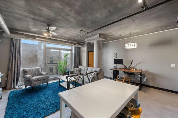 $2,195 | 730 North 4th Street, Unit 405, Minneapolis, MN 55401