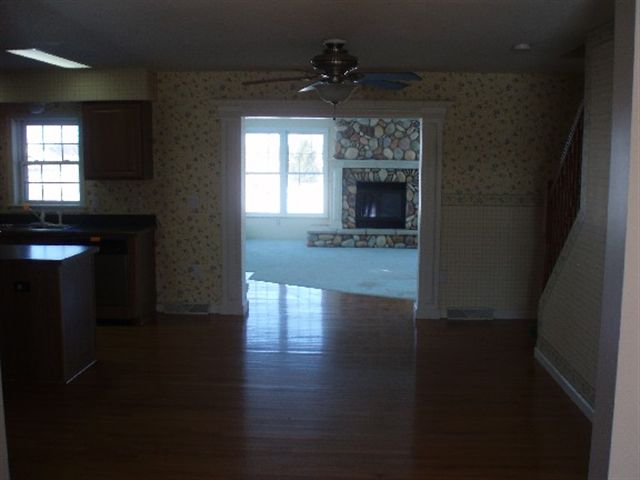 8312 Big Hand Road Columbus, MI 48063 - Photo 8 of 30 31043163-7.JPG