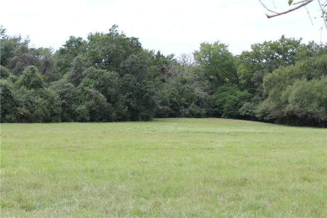 $2,200,000 | 16601 County Road 467, Marquez, TX 77865