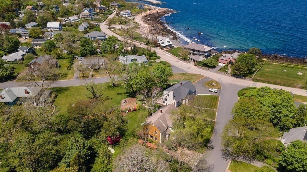 25 Smith Road Rockport, MA 01966 - Photo 3 of 21 Gallery Image 3