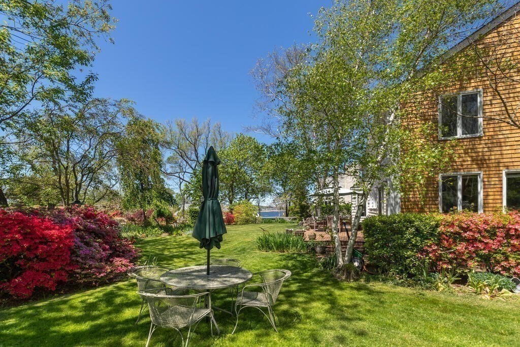 25 Smith Road Rockport, MA 01966 - Photo 7 of 21 Gallery Image 7