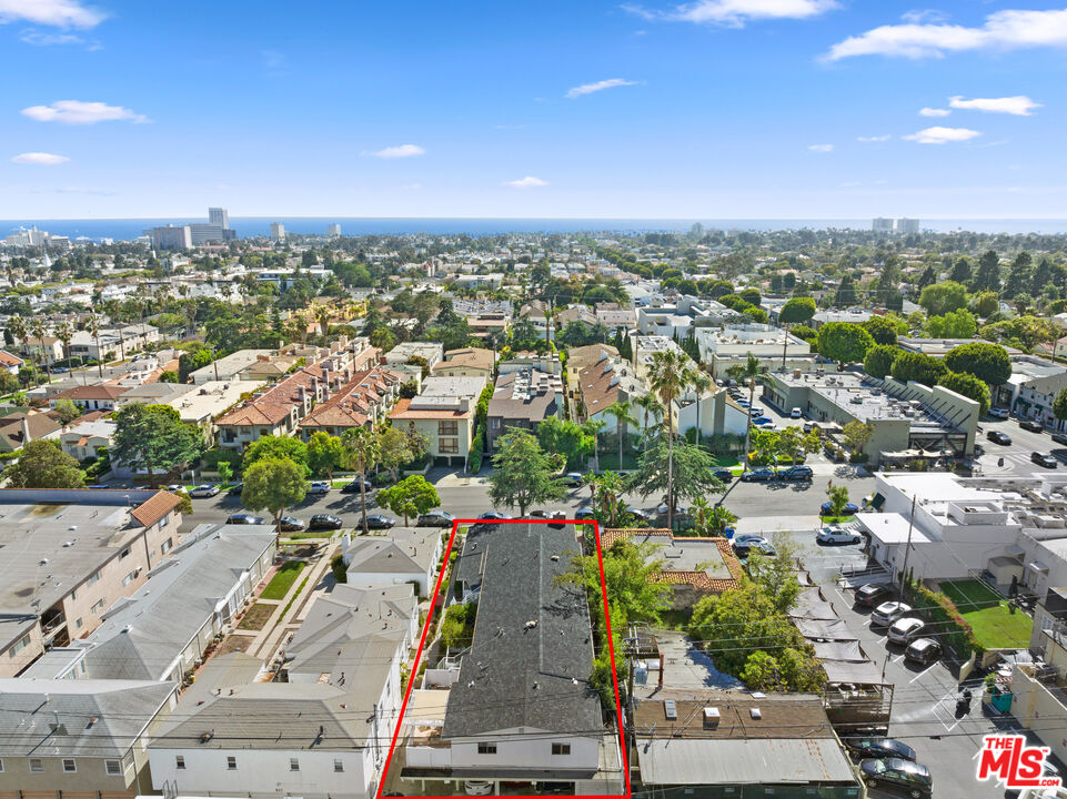 825 16th Street, Unit B Santa Monica, CA 90403 - Photo 14 of 15 an aerial view of a city