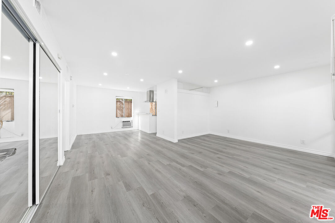 825 16th Street, Unit B Santa Monica, CA 90403 - Photo 10 of 15 a view of empty room with wooden floor