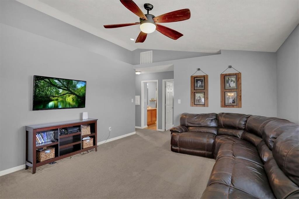 12031 Raiders Boulevard Fishers, IN 46037 - Photo 29 of 60