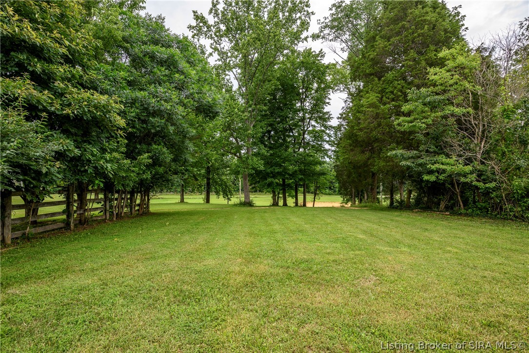 8014 Ridge Way Georgetown, IN 47122 - Photo 29 of 51