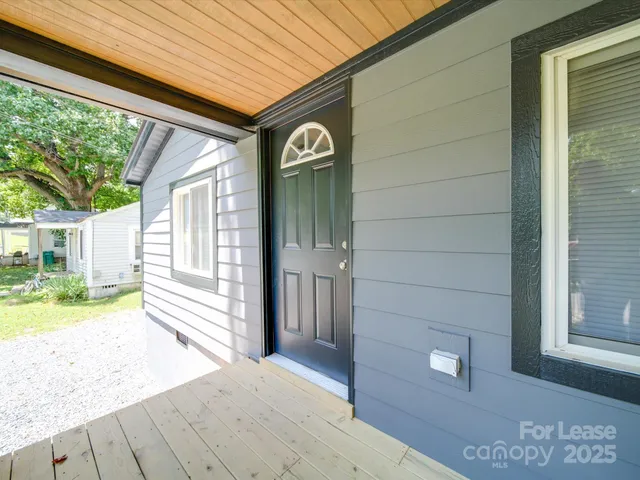 a view of a house with a outdoor space