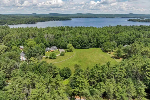 $1,700,000 | 108 Whitten Neck Road, Wolfeboro, NH 03894