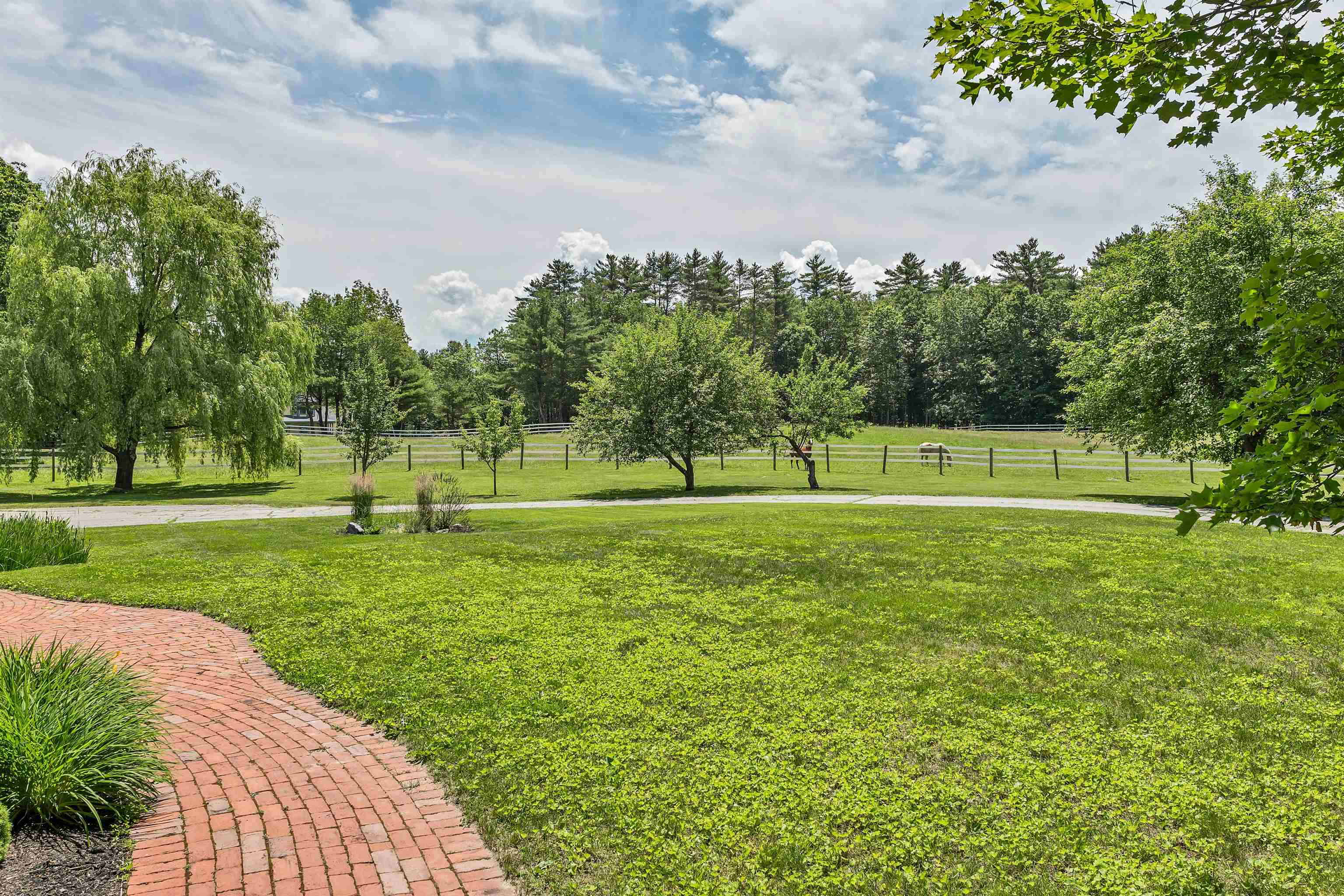 108 Whitten Neck Road Wolfeboro, NH 03894 - Photo 15 of 60