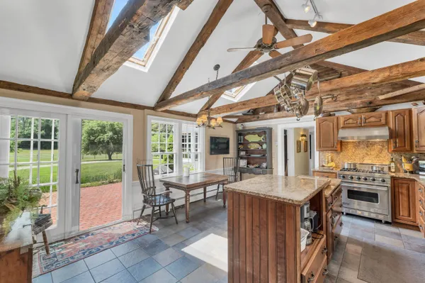 $1,700,000 | 108 Whitten Neck Road, Wolfeboro, NH 03894