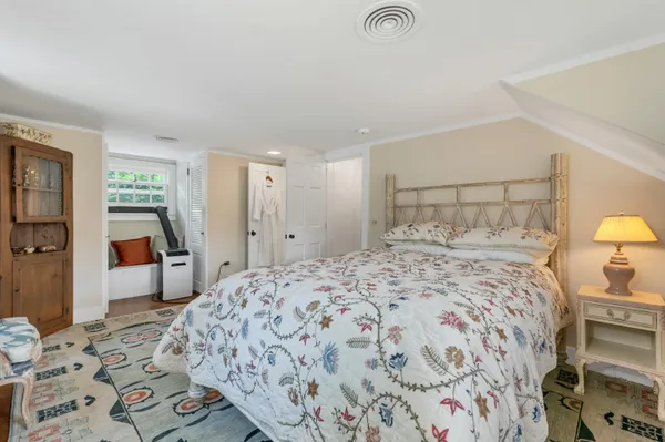 $1,700,000 | 108 Whitten Neck Road, Wolfeboro, NH 03894