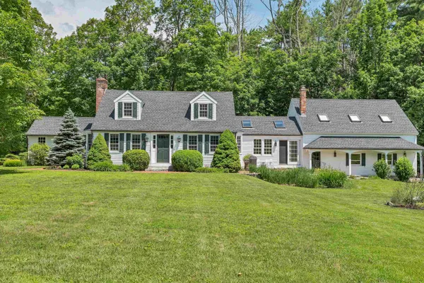 $1,700,000 | 108 Whitten Neck Road, Wolfeboro, NH 03894
