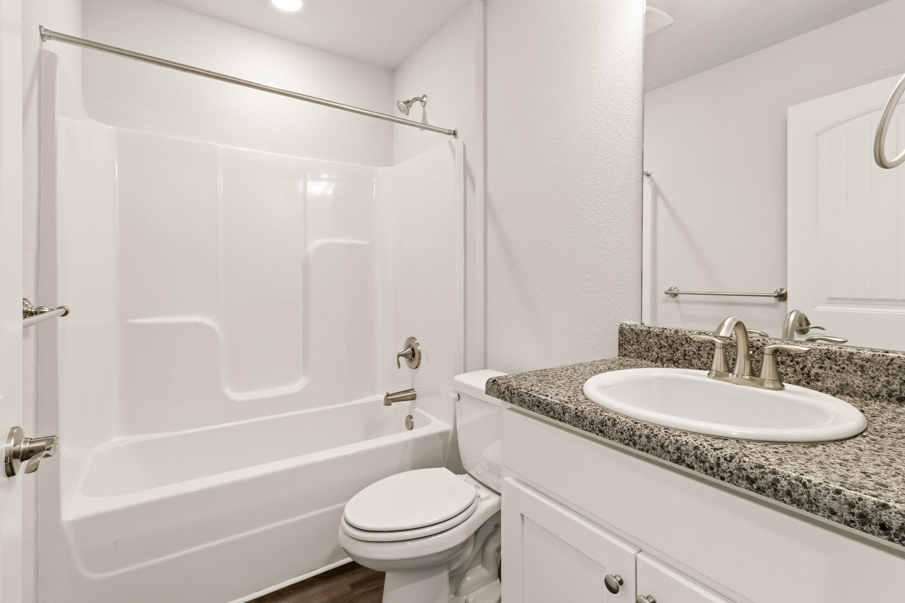 9819 Shangri La West Road Milton, FL 32583 - Photo 34 of 47 untitled-9068