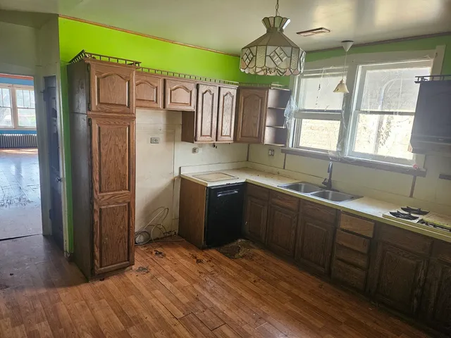 $249,900 | 2711 North 77th Avenue, Elmwood Park, IL 60707