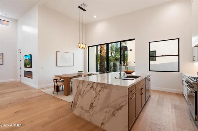 $2,049,900 | 4311 East Sells Drive, Phoenix, AZ 85018