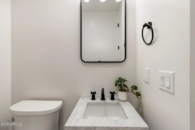 $2,049,900 | 4311 East Sells Drive, Phoenix, AZ 85018