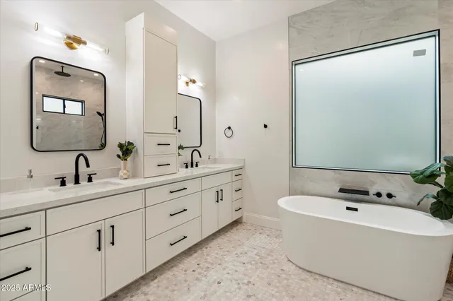 $2,049,900 | 4311 East Sells Drive, Phoenix, AZ 85018