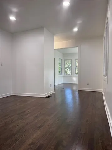 $2,600 | 2706 East 36th Street, Kansas City, MO 64128