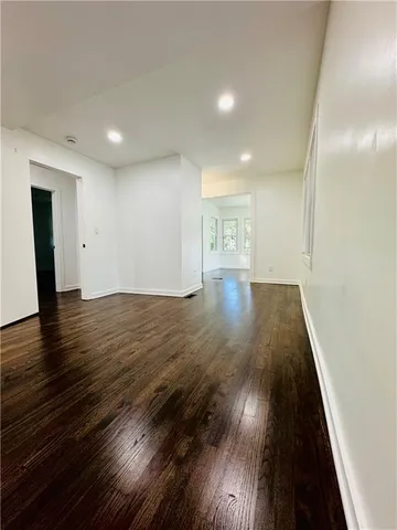 $2,600 | 2706 East 36th Street, Kansas City, MO 64128