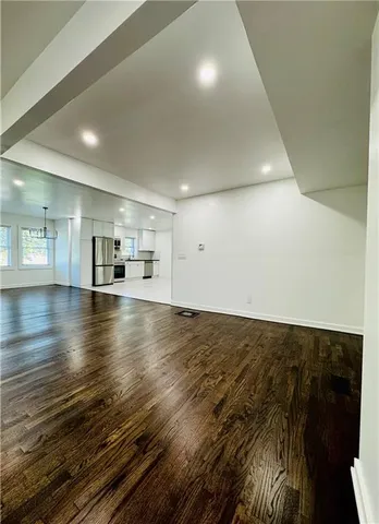 $2,600 | 2706 East 36th Street, Kansas City, MO 64128