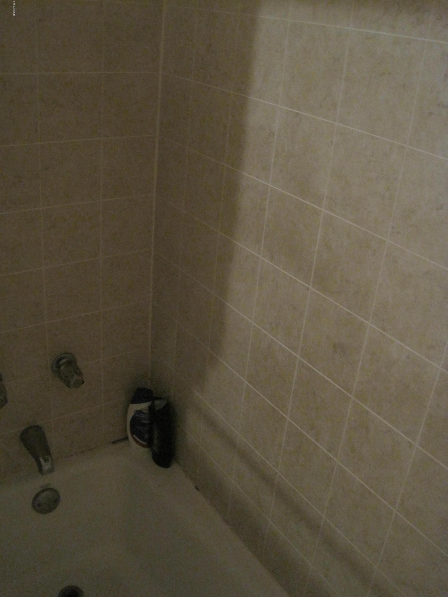 1635 West Calavar Road Phoenix, AZ 85023 - Photo 8 of 14 IMG_0835