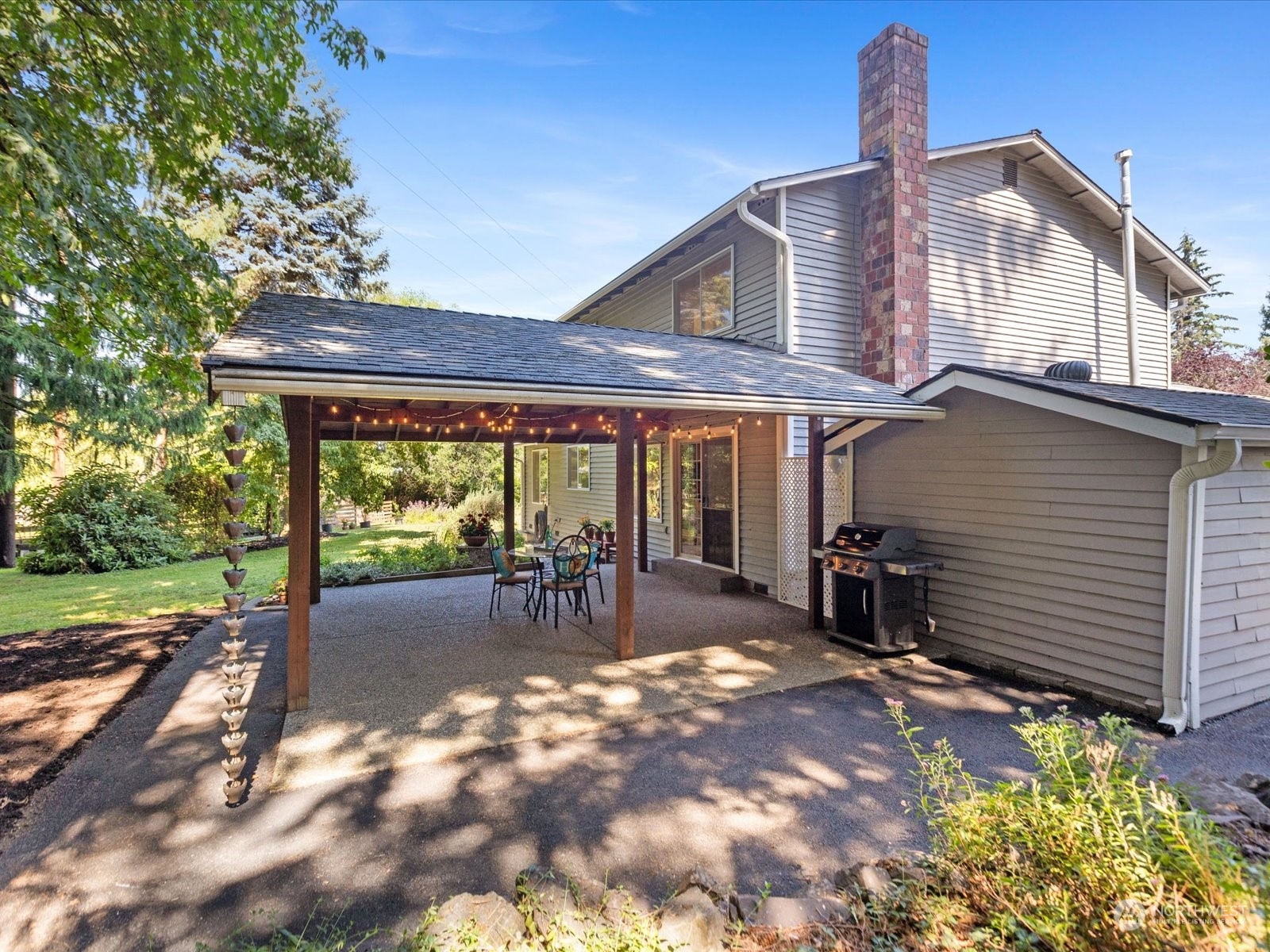 19124 27th Drive Southeast Bothell, WA 98012 - Photo 25 of 35 a front view of a house with patio