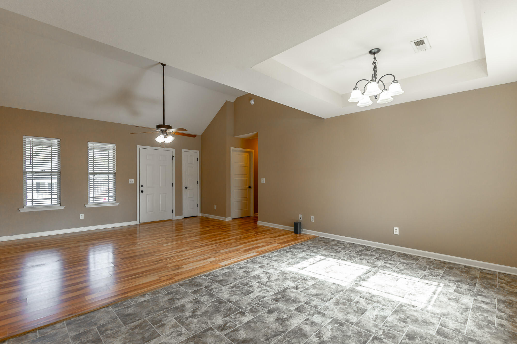 188 Cottage Crest Court Chickamauga, GA 30707 - Photo 8 of 54 188 Cottage Crest Court HD-7