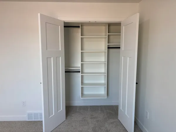 $458,000 | W5609 Tonys Way, Appleton, WI 54915