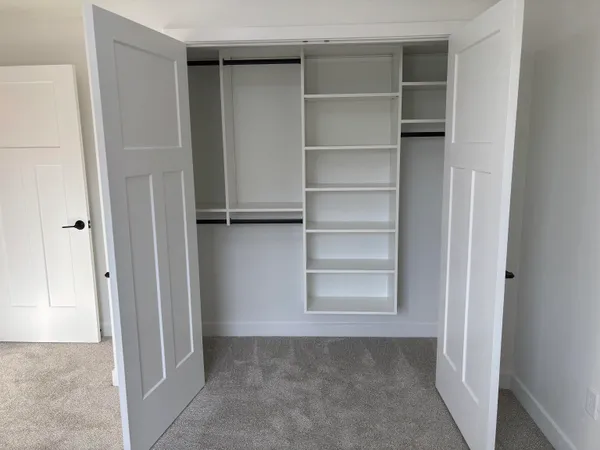 $458,000 | W5609 Tonys Way, Appleton, WI 54915