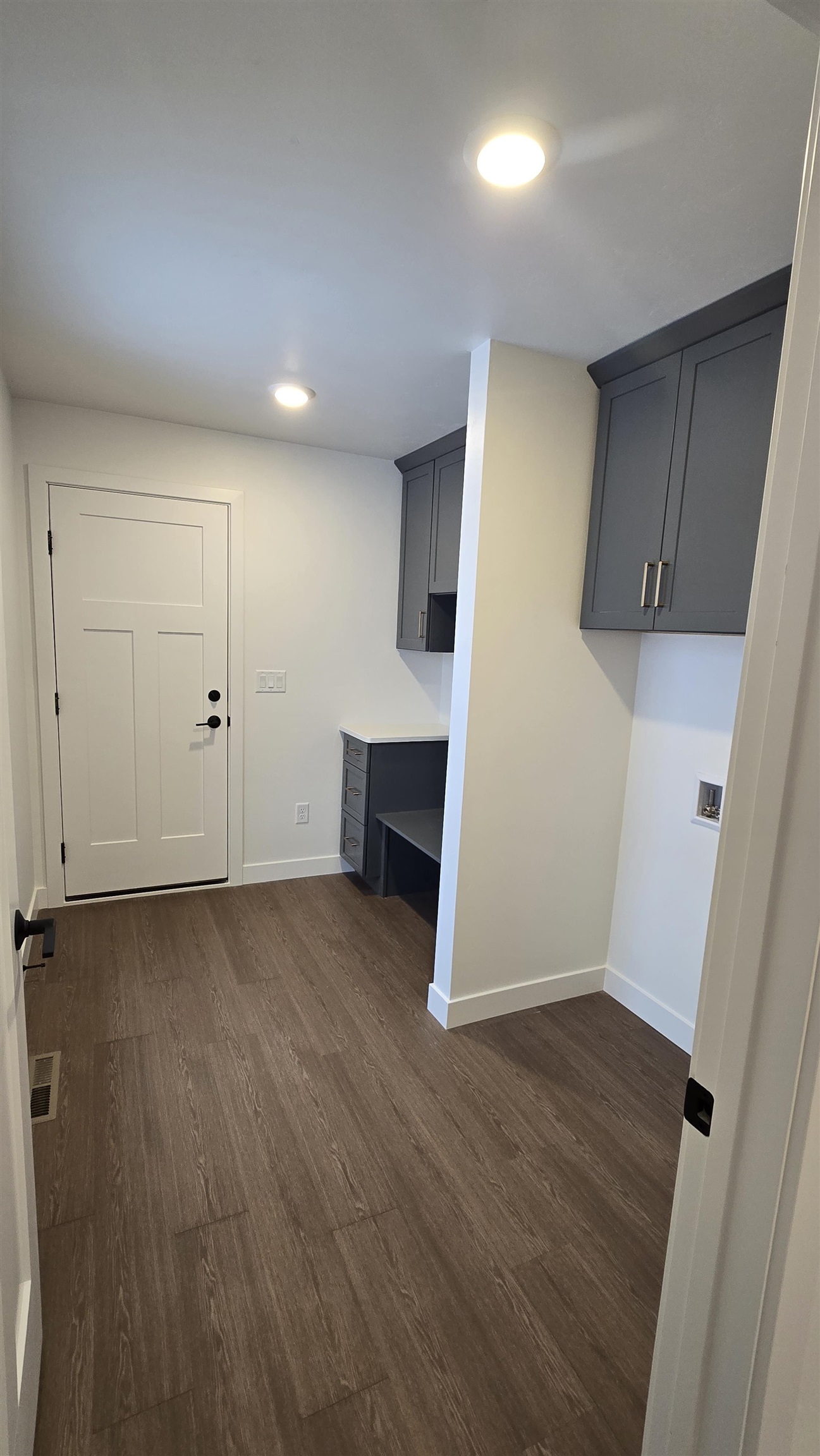 W5609 Tonys Way Appleton, WI 54915 - Photo 3 of 6