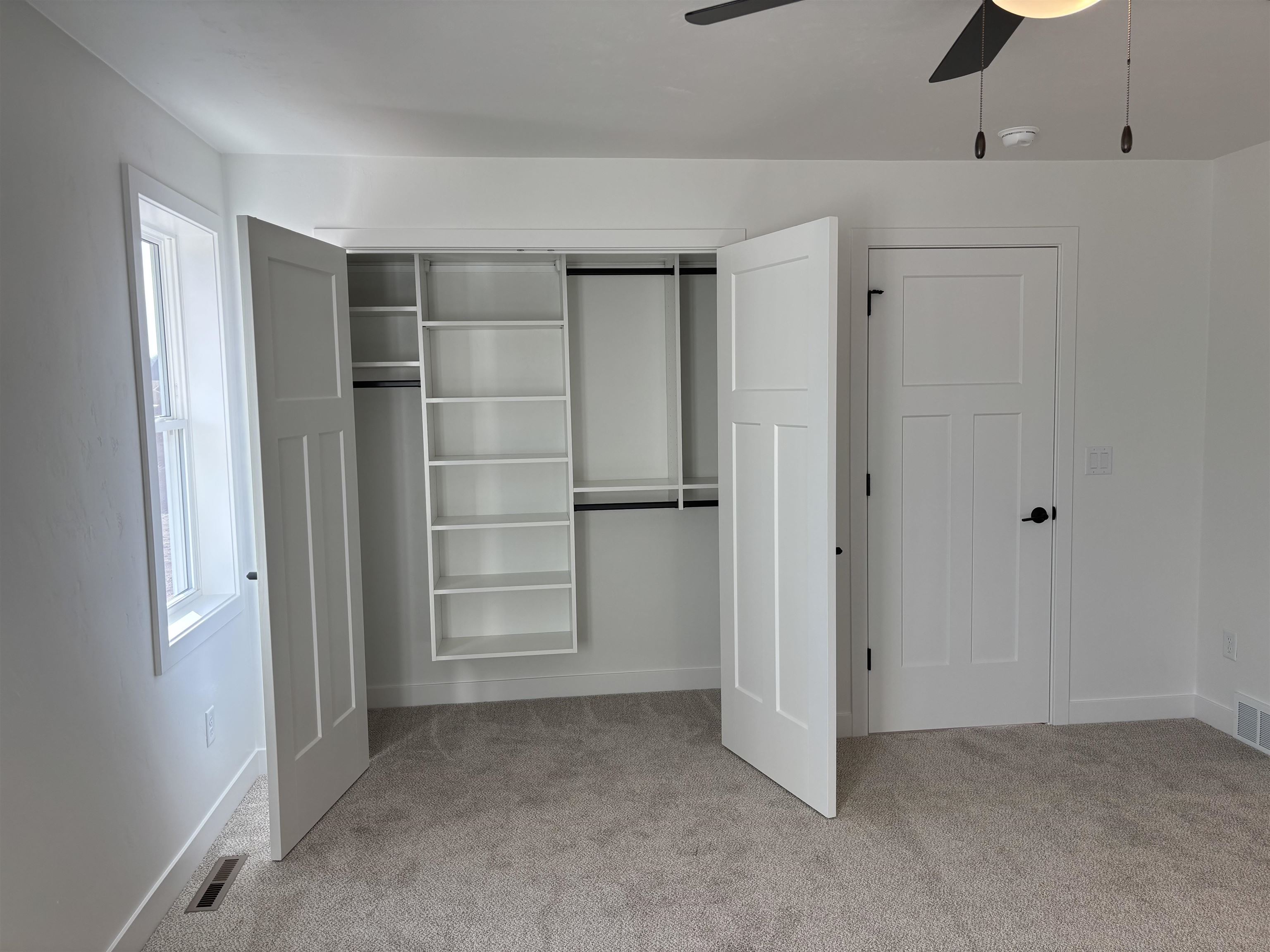 W5609 Tonys Way Appleton, WI 54915 - Photo 10 of 25