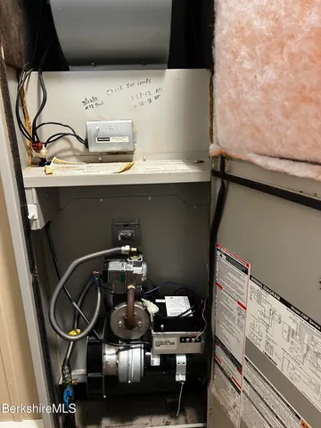 a close view of sink