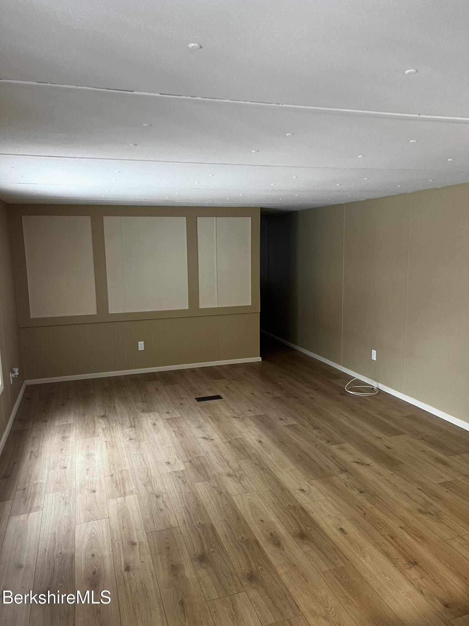 1095 Mohawk Trail, Unit 21 North Adams, MA 01247 - Photo 7 of 17 Living Room