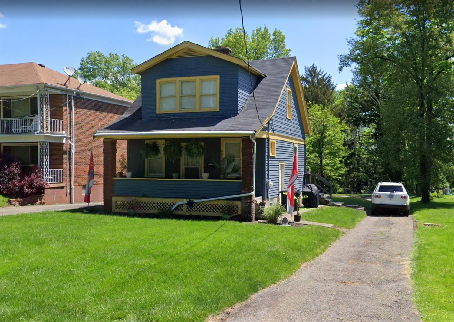 6014 Plainfield Road Cincinnati, OH 45213 - Photo 2 of 8