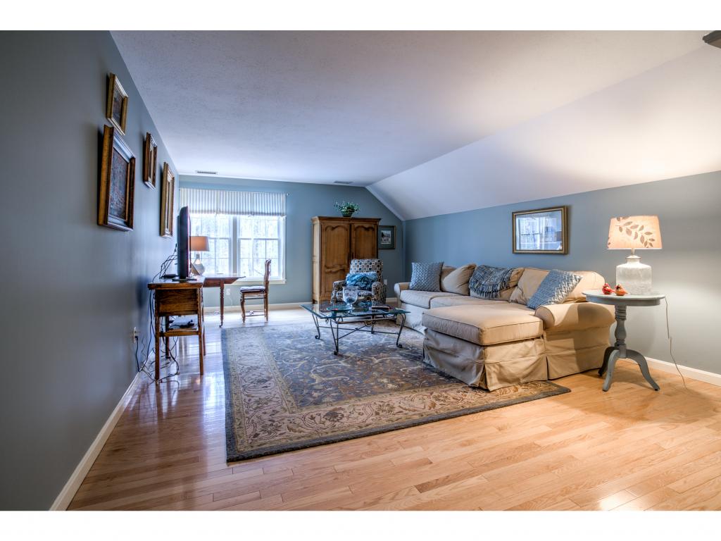 7 Chestnut Street Windham, NH 03087 - Photo 19 of 36