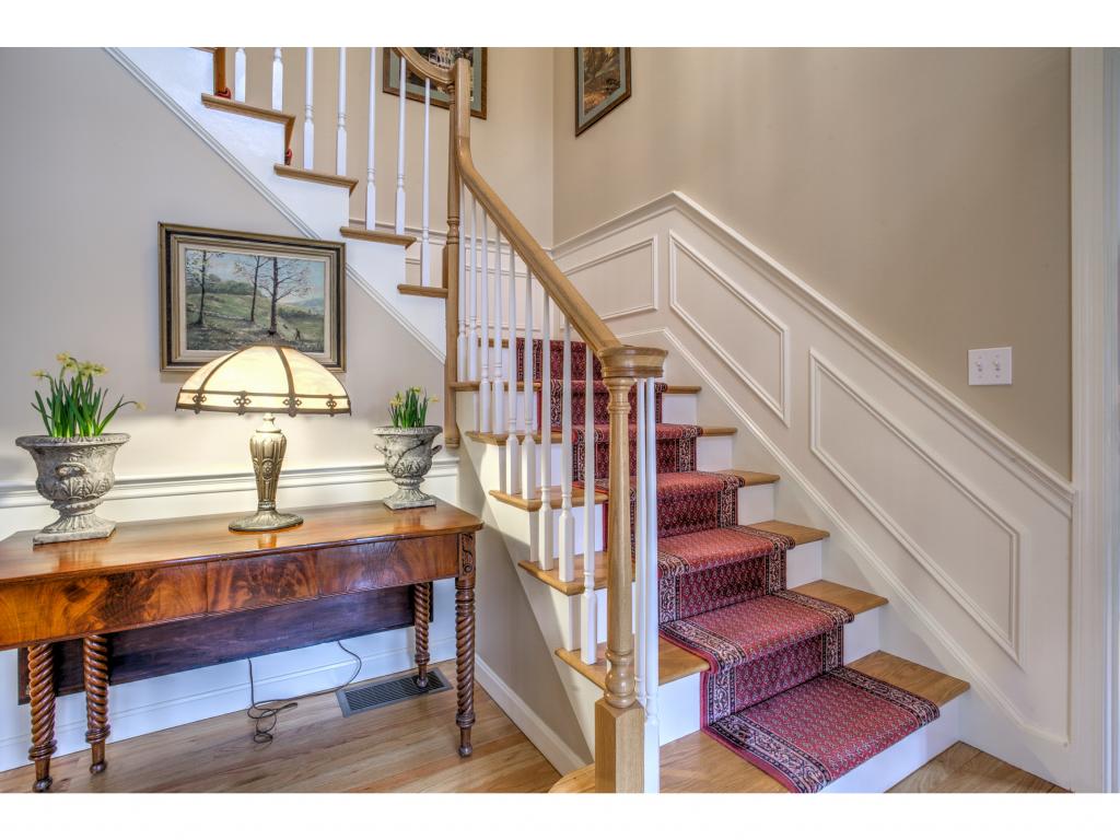 7 Chestnut Street Windham, NH 03087 - Photo 4 of 36