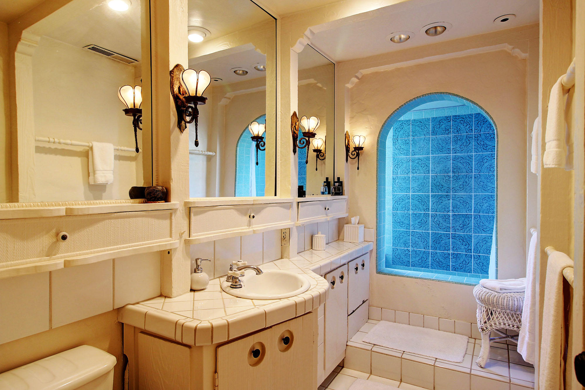 615 Romero Canyon Road Montecito, CA 93108 - Photo 17 of 24 Bathroom_615 Romero Canyon