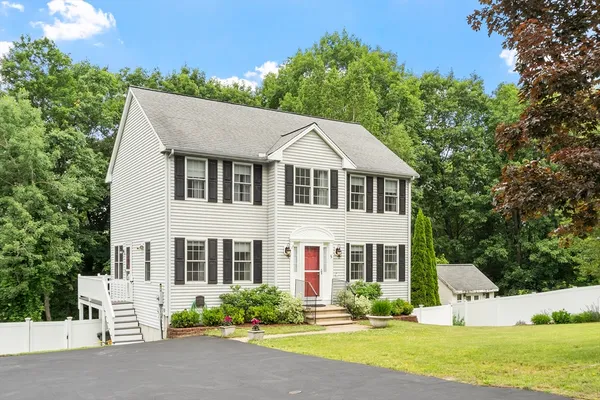 $658,000 | 5 Nathan Drive, Clinton, MA 01510