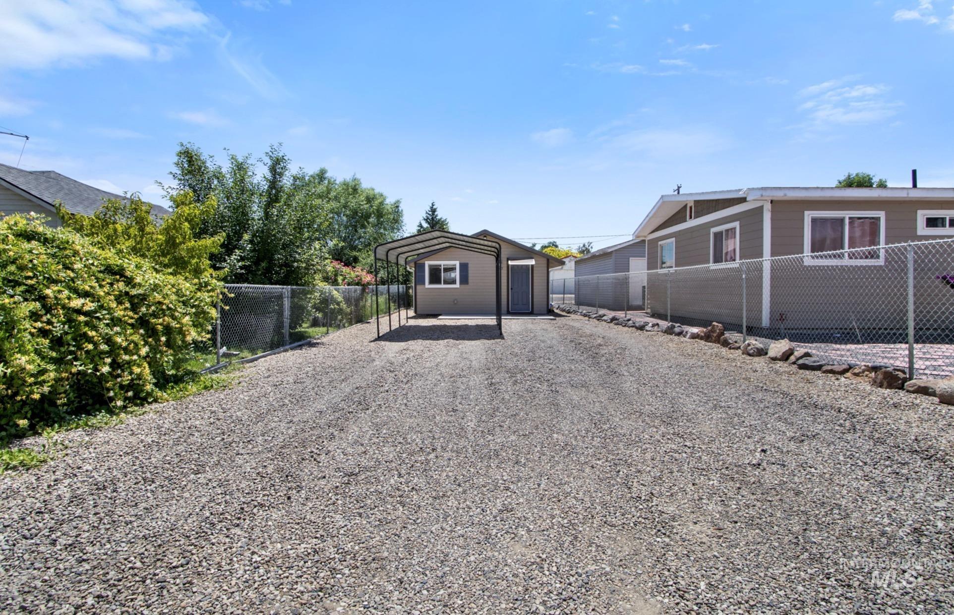 407 1st Street North Marsing, ID 83639 - Photo 1 of 16