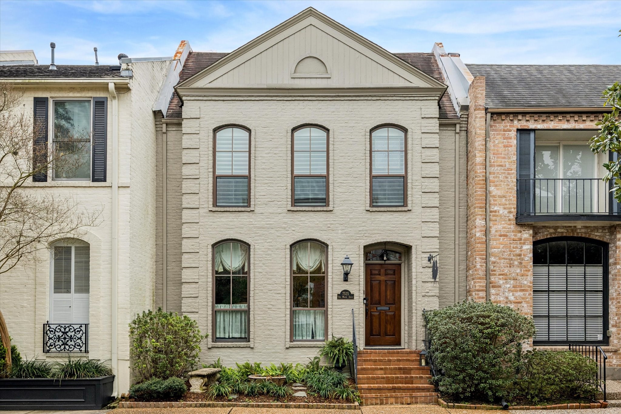 7525 Del Monte Drive Houston, TX 77063 - Photo 1 of 30