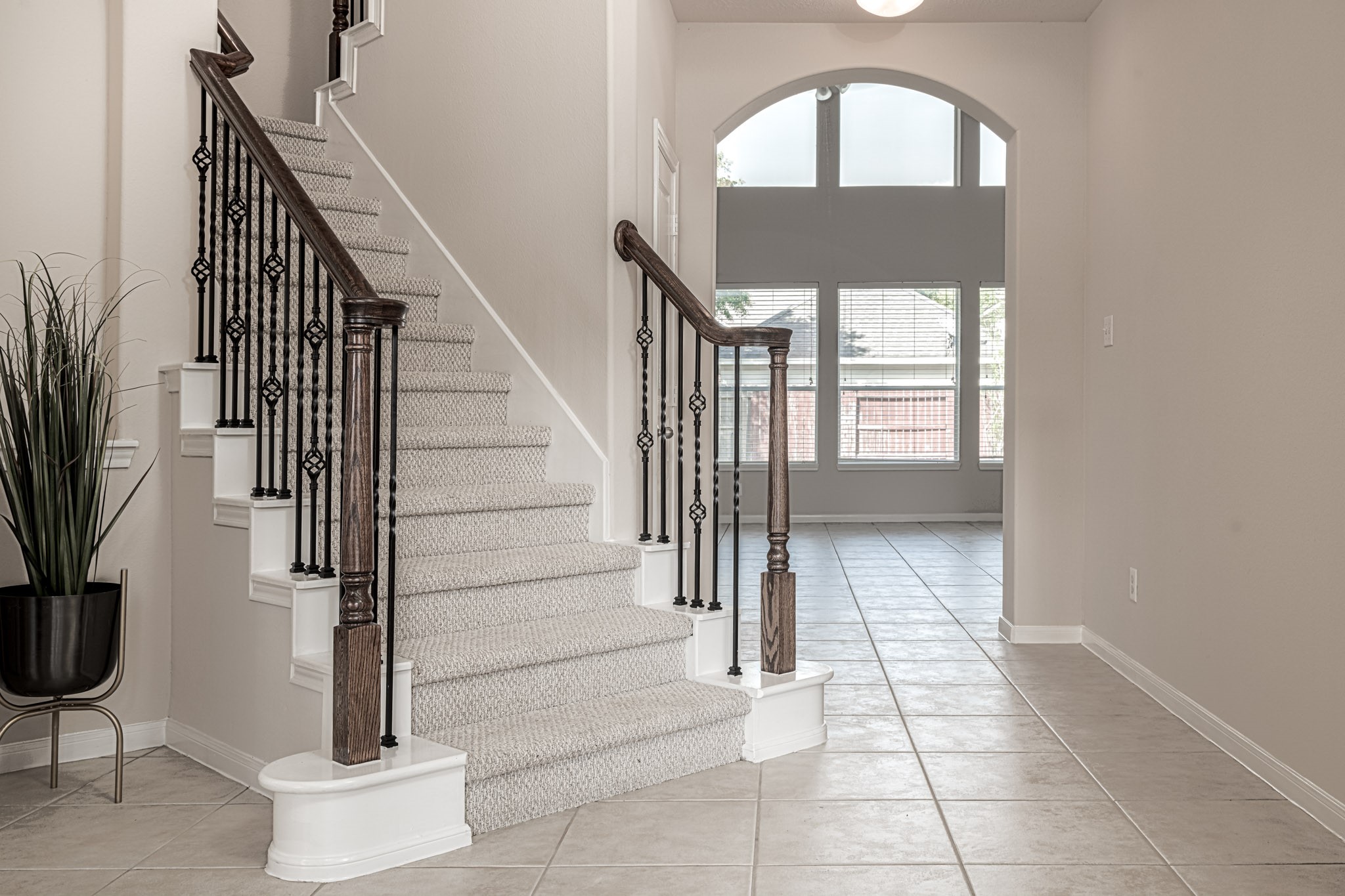 6518 Montana Ridge Court Houston, TX 77041 - Photo 3 of 27 a view of entryway and hall with wooden floor