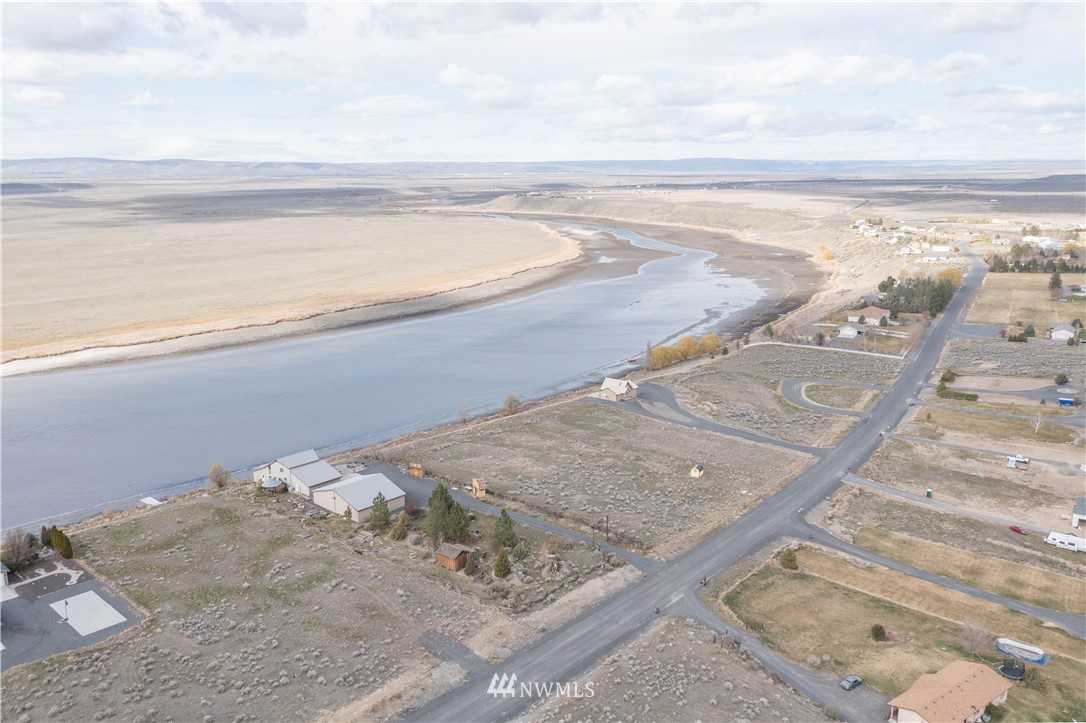 8930 Stonecrest Road Northeast Moses Lake, WA 98837 - Photo 12 of 21 Gallery Image 12