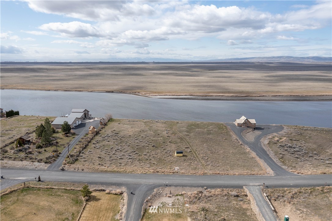 8930 Stonecrest Road Northeast Moses Lake, WA 98837 - Photo 14 of 21 Gallery Image 14
