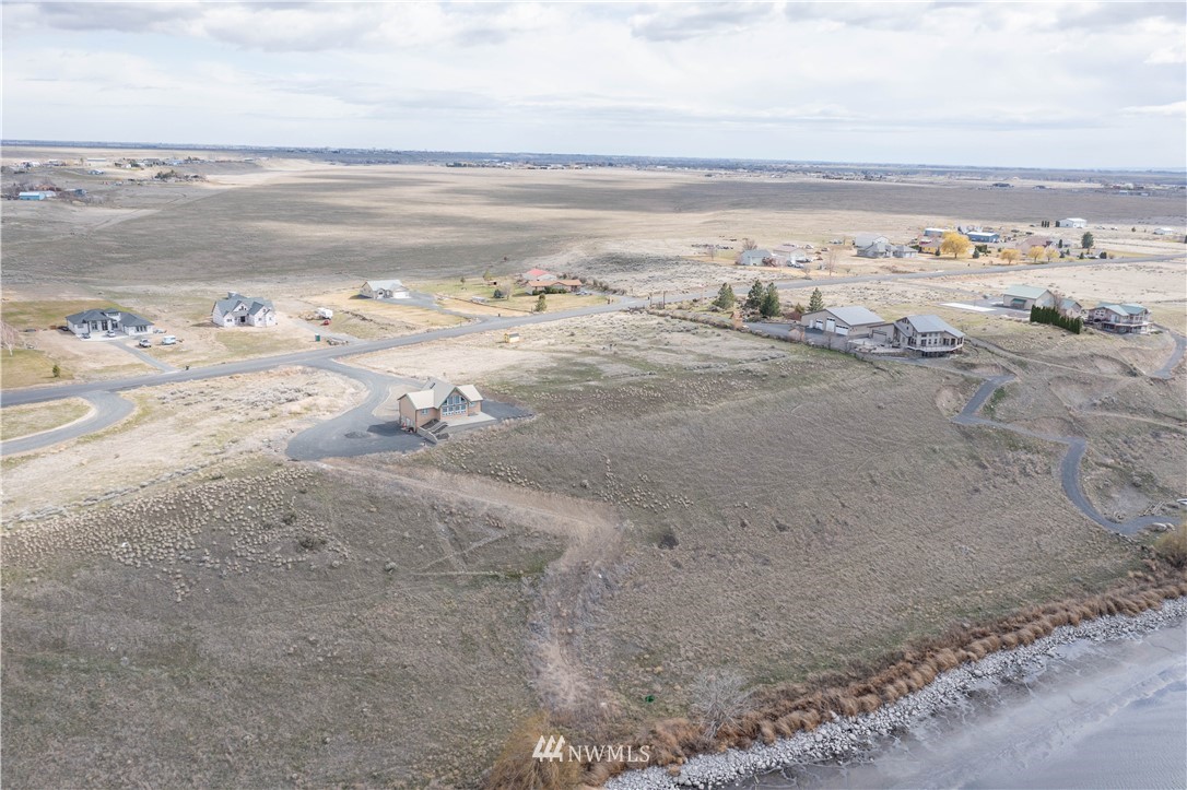 8930 Stonecrest Road Northeast Moses Lake, WA 98837 - Photo 8 of 21 Gallery Image 8