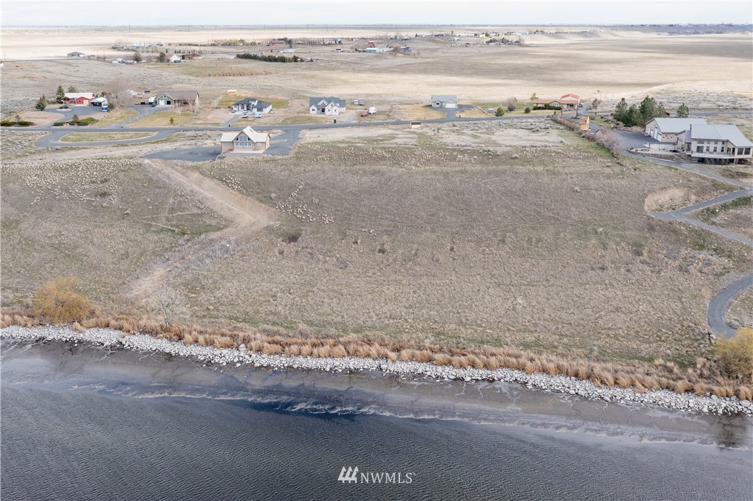 8930 Stonecrest Road Northeast Moses Lake, WA 98837 - Photo 9 of 21 Gallery Image 9